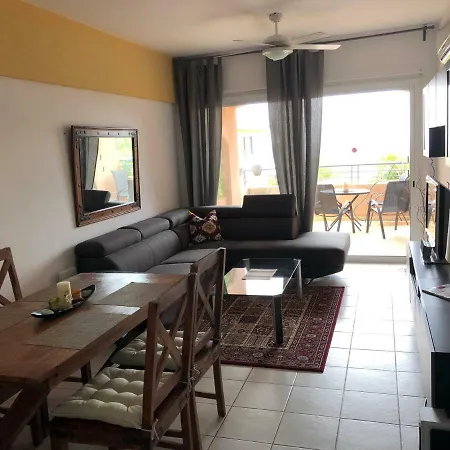 Lejlighed Schoenes 3 Apartment, Meerblick, Pool, Freies Wlan Pegeia