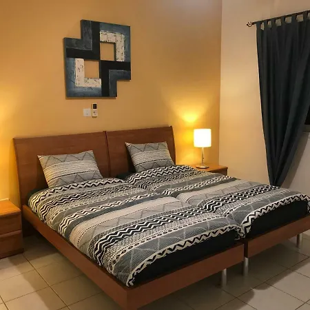 Schoenes 3 Apartment, Meerblick, Pool, Freies Wlan Peyia