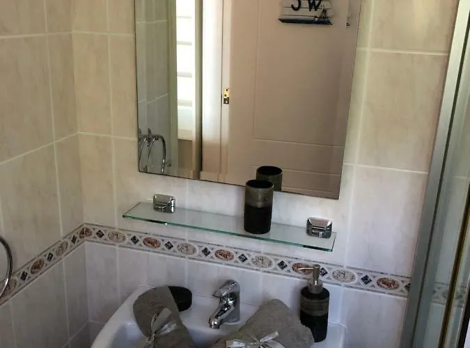 Schoenes 3 Apartment, Meerblick, Pool, Freies Wlan Apartmán